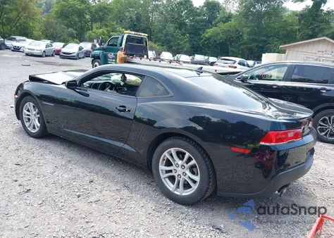 2015 Chevrolet Camaro 2Ls z USA, uszkodzony, nr VIN 2G1FB1E38F9134582